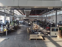 ലൈറ്റ് ശൂന്യമായ ഭവനം നയിച്ചു