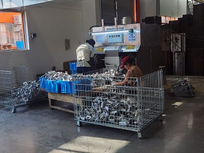 ഹാൻഡിൽ-ഓഫ്-സ്ട്രീറ്റ്-ലൈറ്റ്